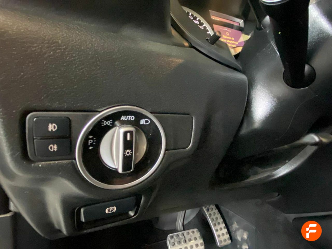 Foto Infiniti Q30 22