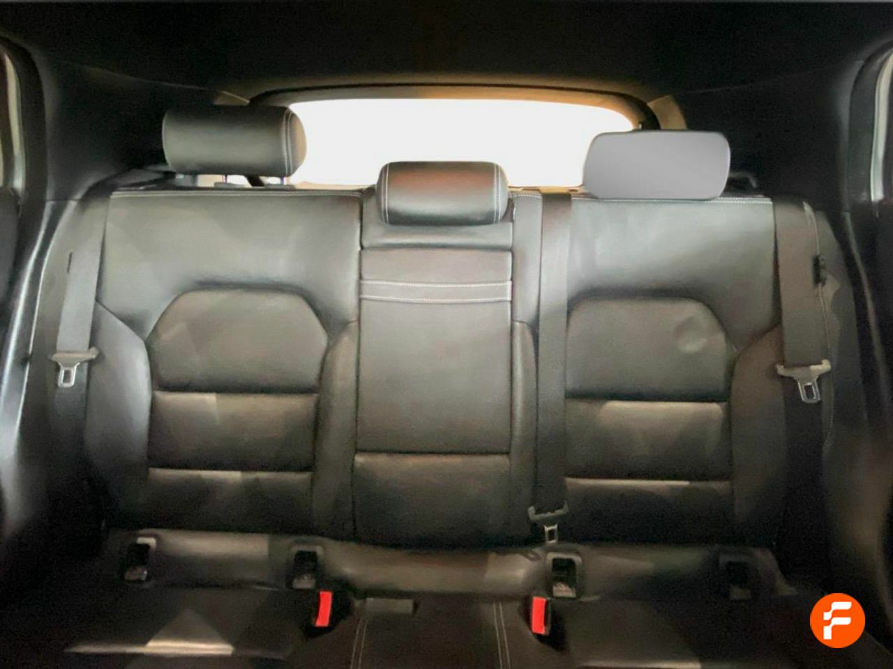 Foto Infiniti Q30 26