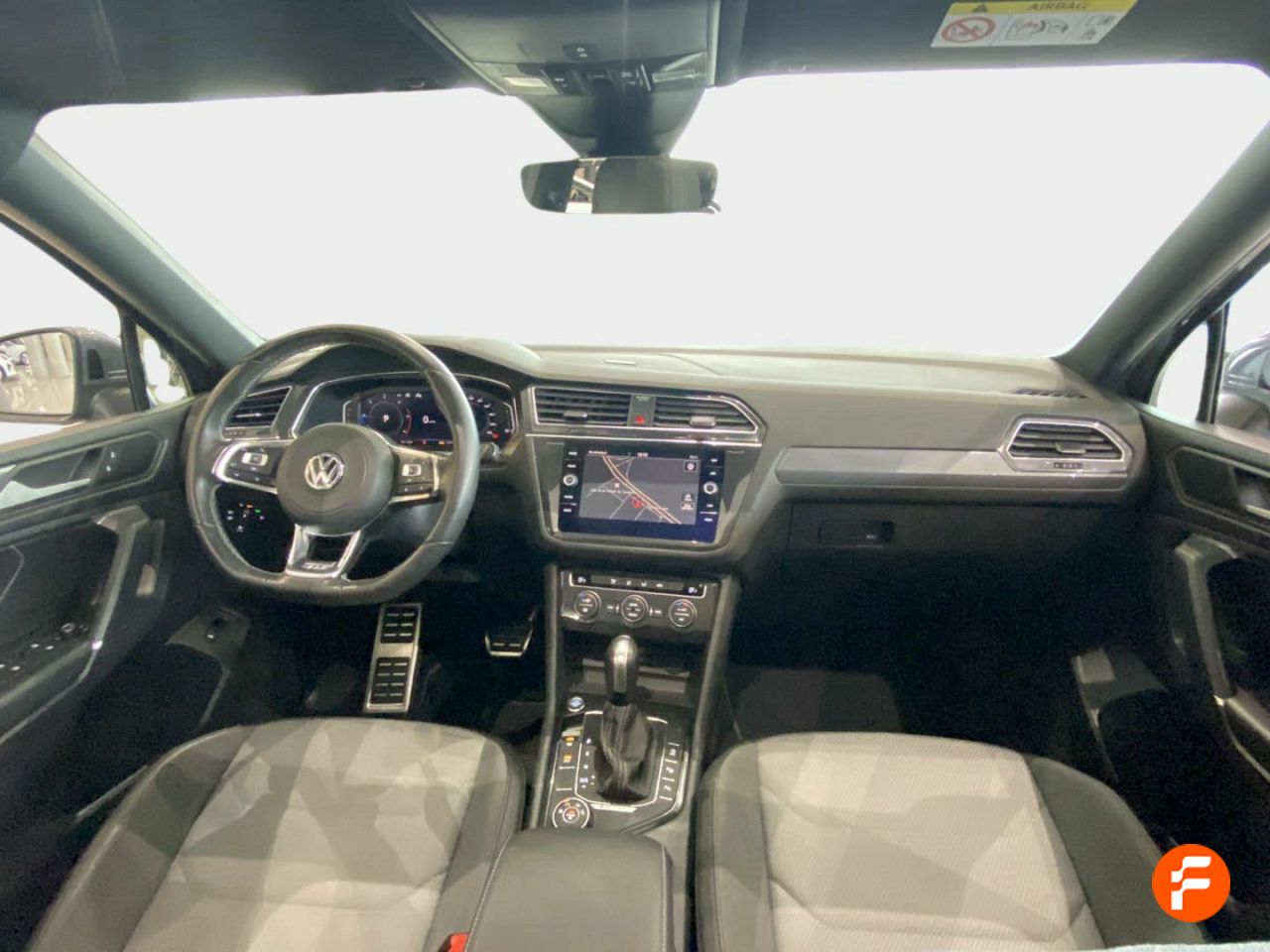 Foto Volkswagen Tiguan 16
