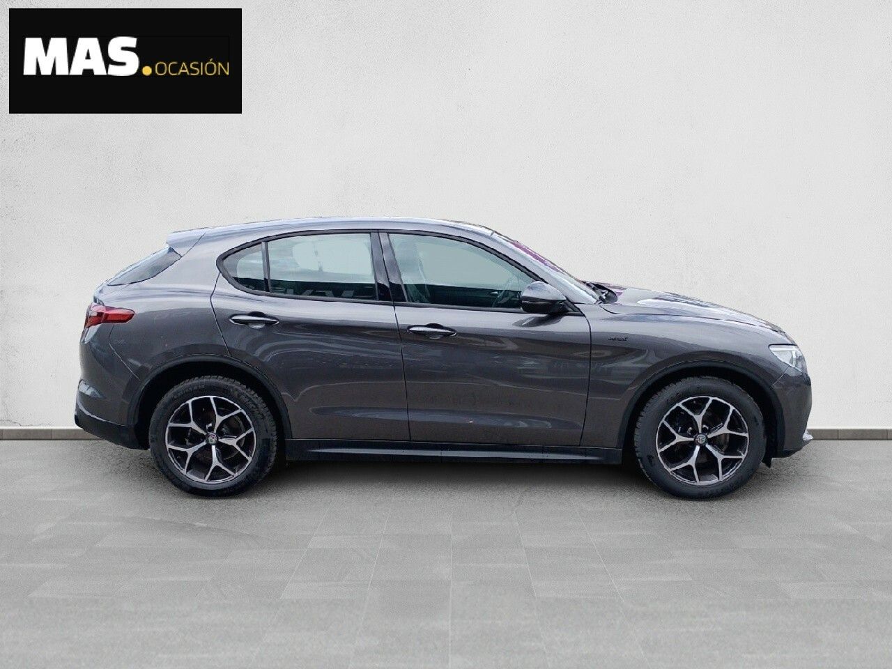 Foto Alfa Romeo Stelvio 4