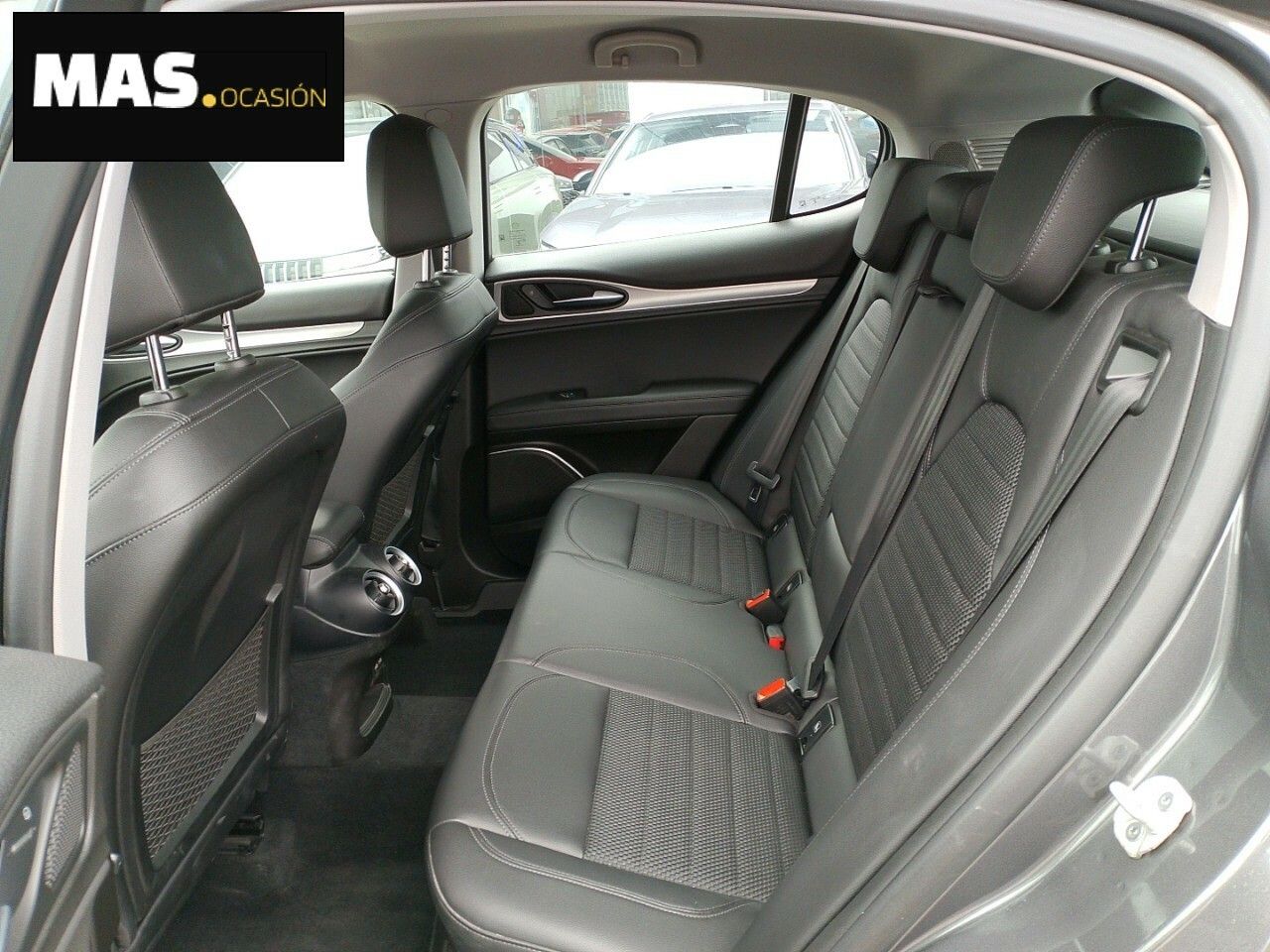 Foto Alfa Romeo Stelvio 10