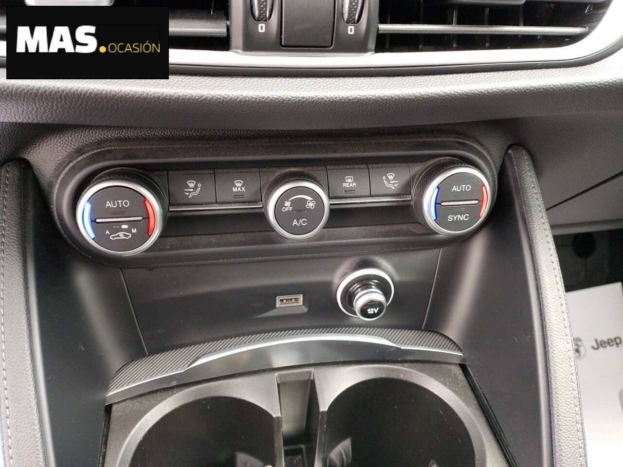 Foto Alfa Romeo Stelvio 18