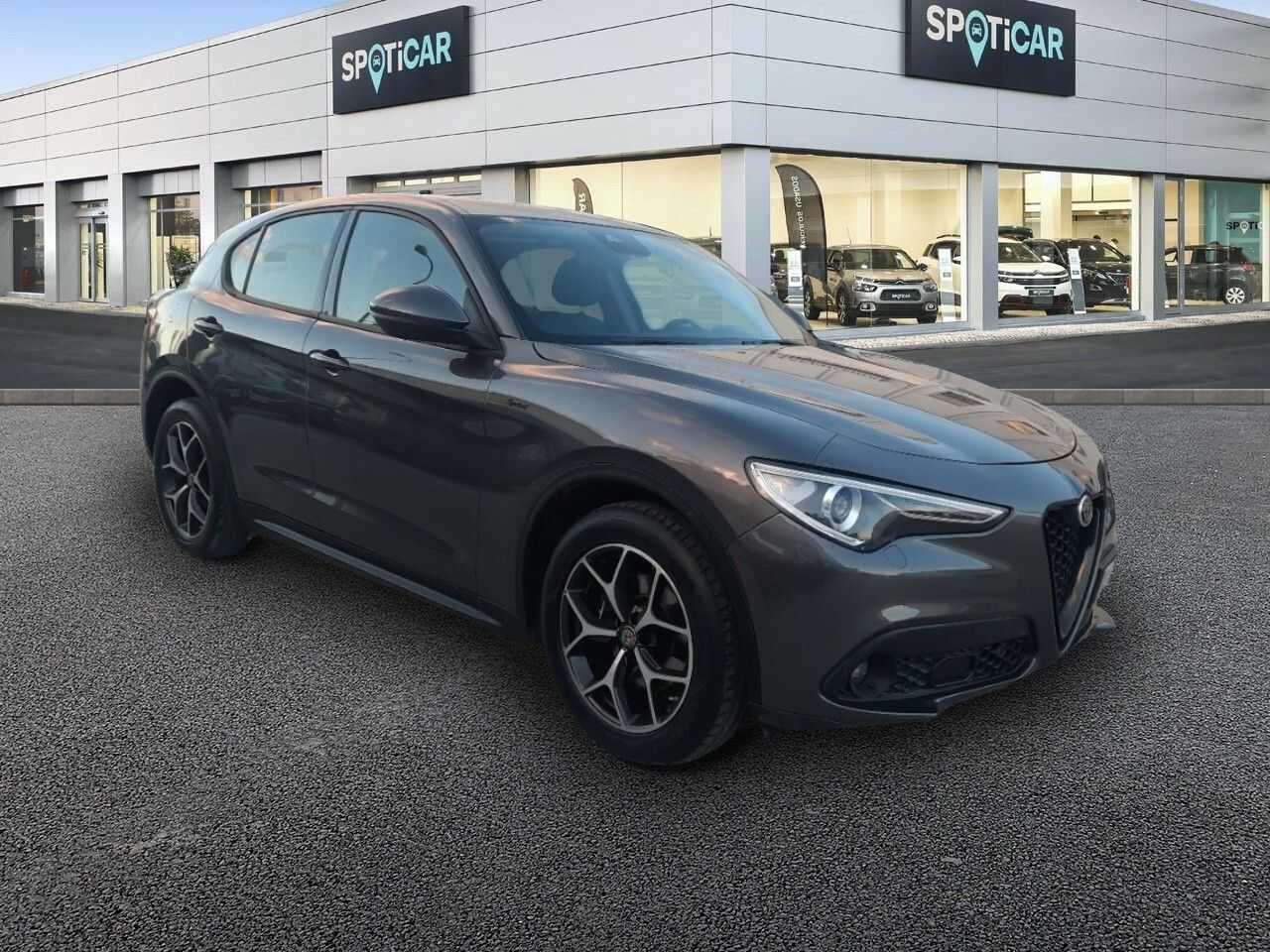Foto Alfa Romeo Stelvio 3