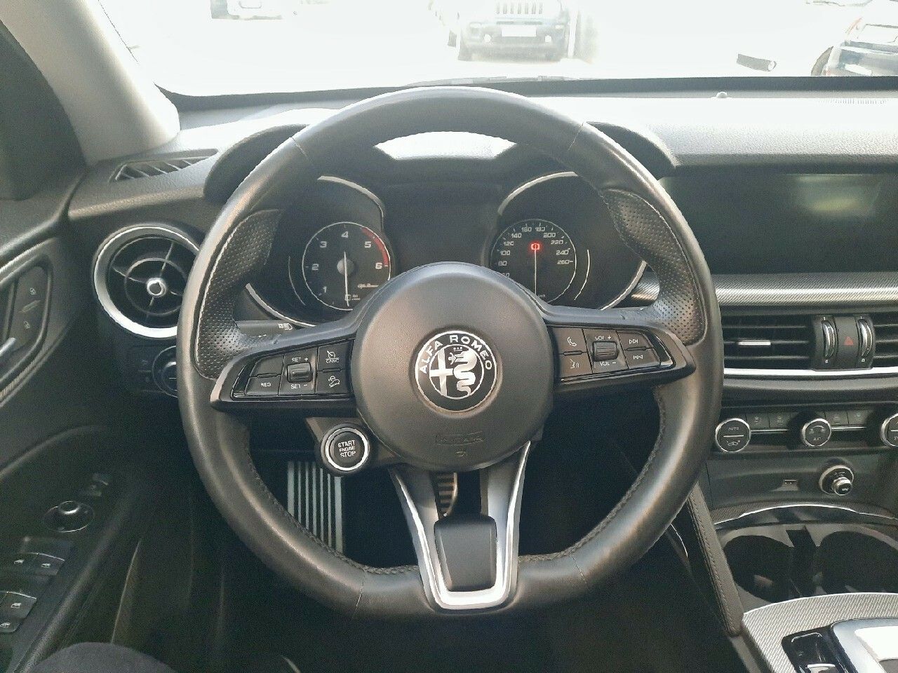 Foto Alfa Romeo Stelvio 9