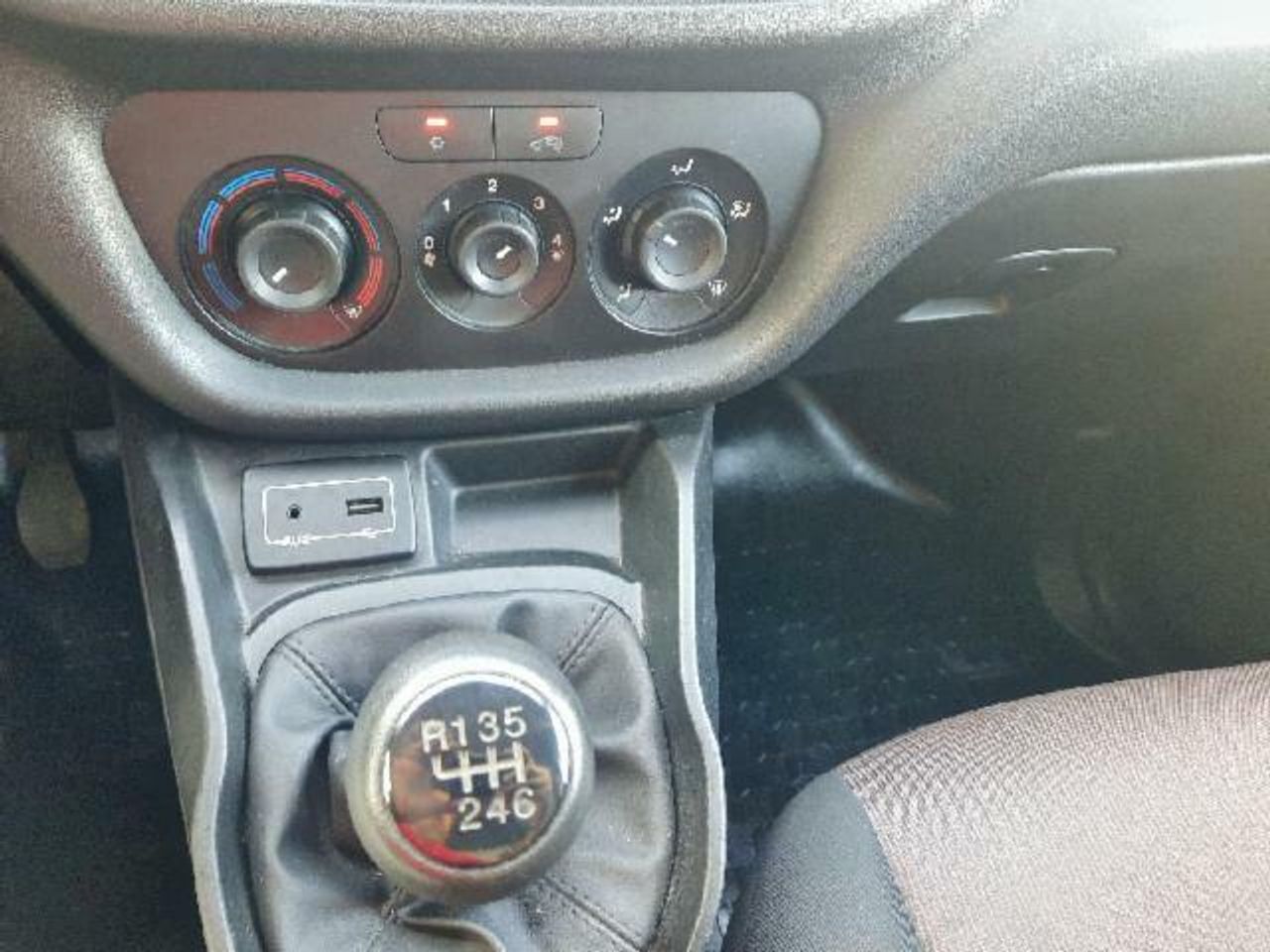 Foto Fiat Doblo 14
