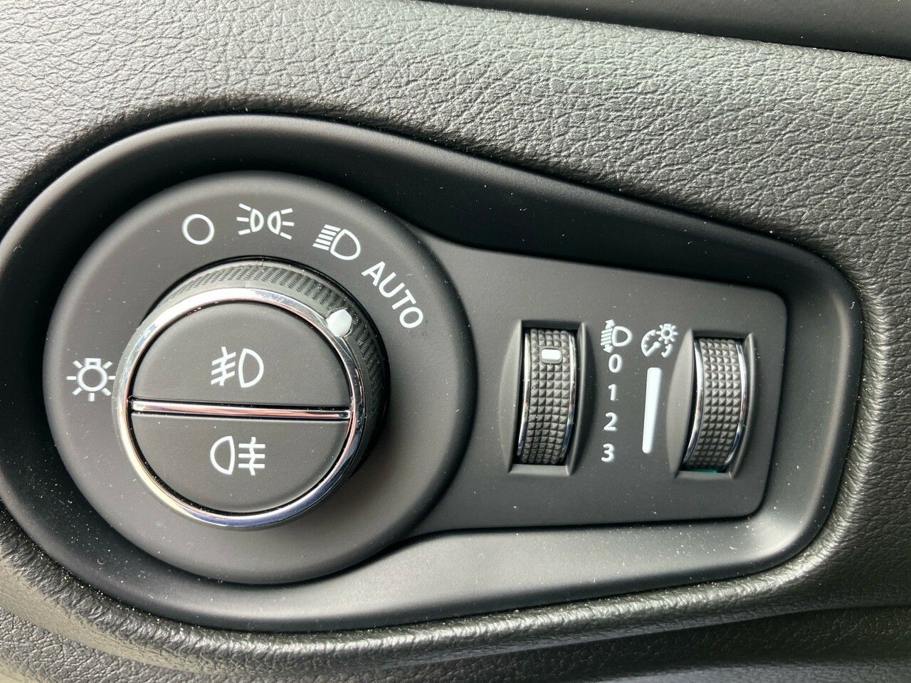Foto Jeep Renegade 14