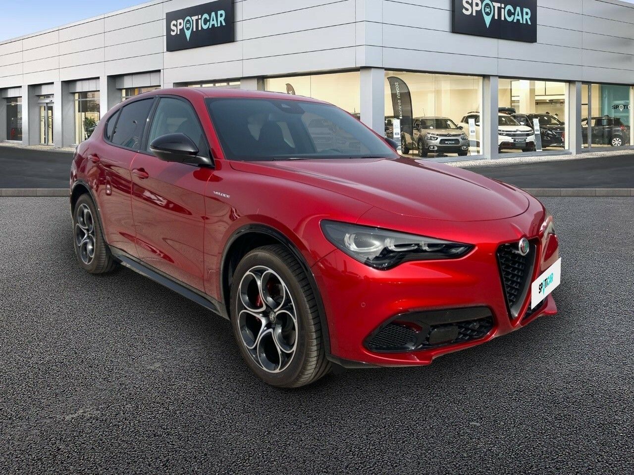 Foto Alfa Romeo Stelvio 3