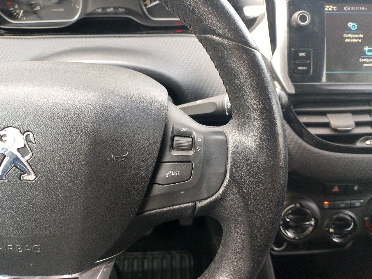 Foto Peugeot 2008 12