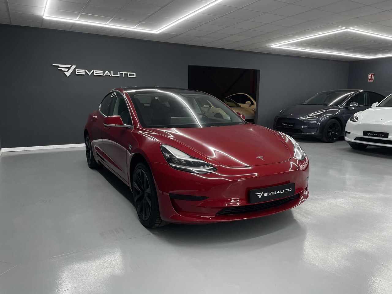 Foto Tesla Model 3 5