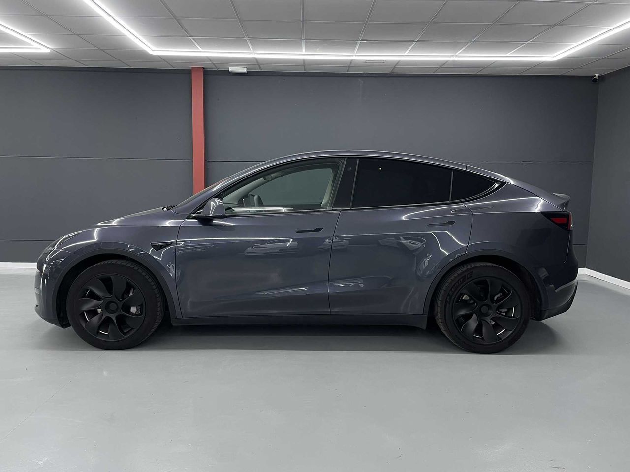 Foto Tesla Model Y 2