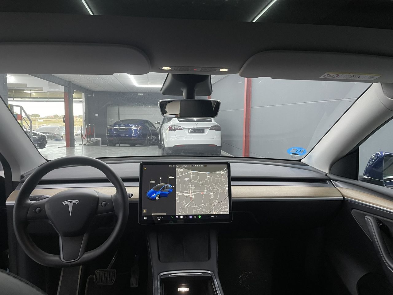 Foto Tesla Model Y 10