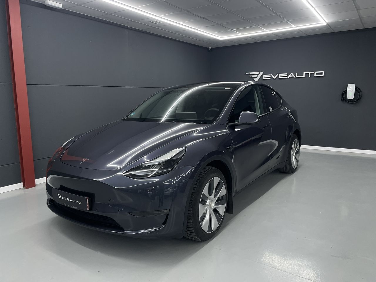 Foto Tesla Model Y 1