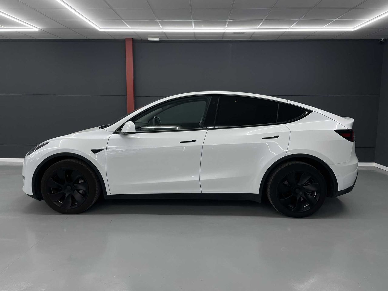 Foto Tesla Model Y 2
