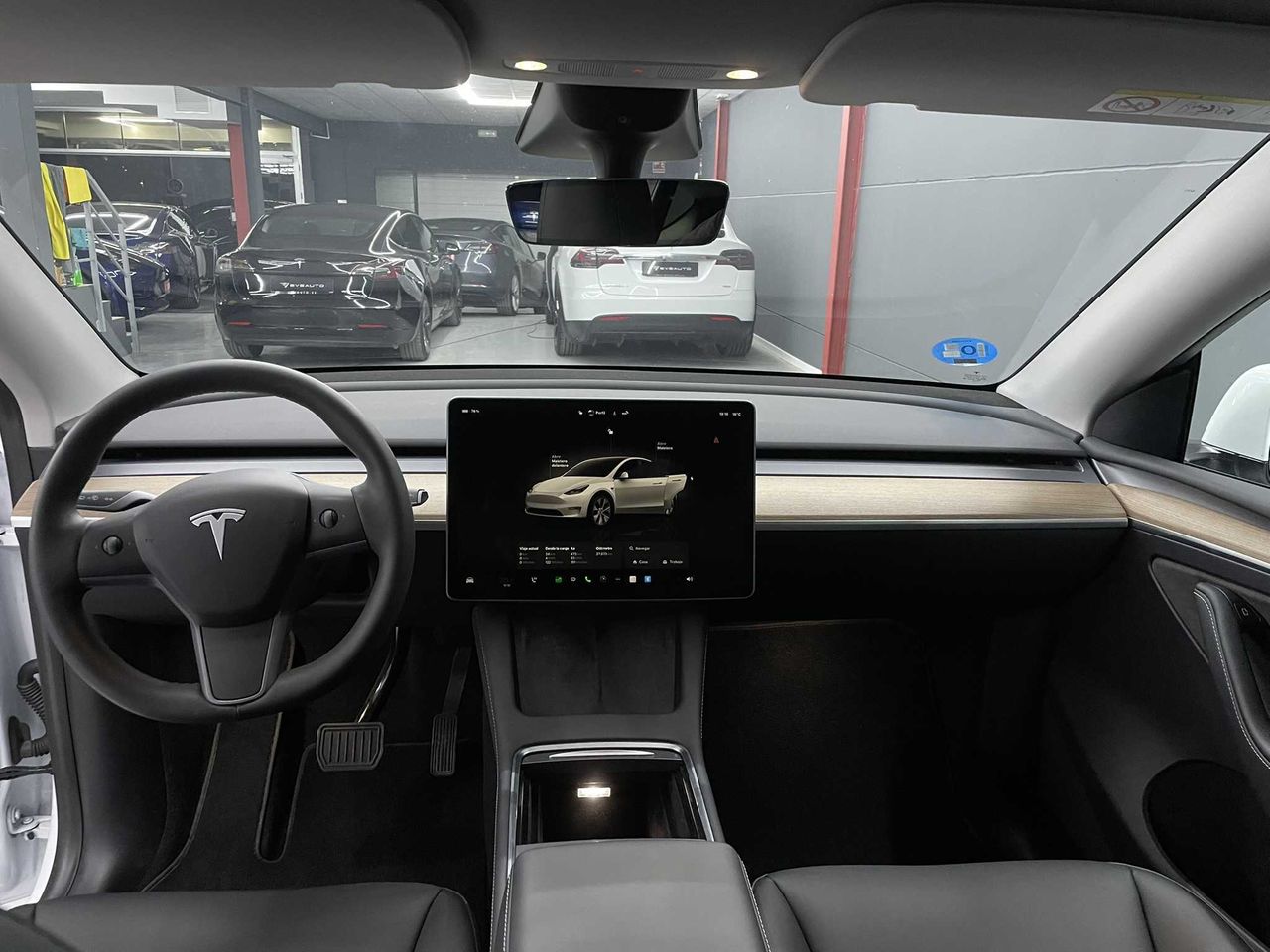 Foto Tesla Model Y 7