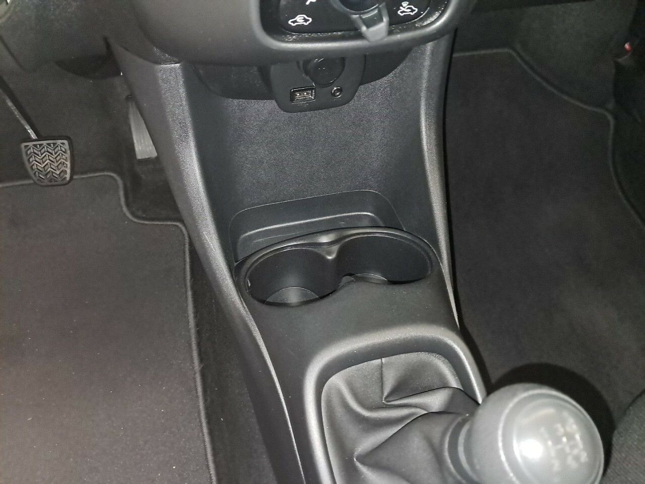 Foto Toyota Aygo 18