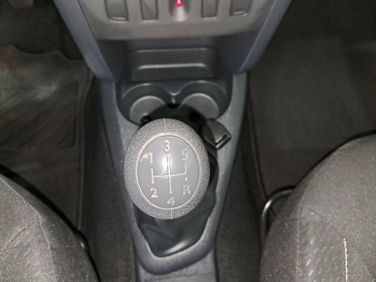 Foto Dacia Logan 18