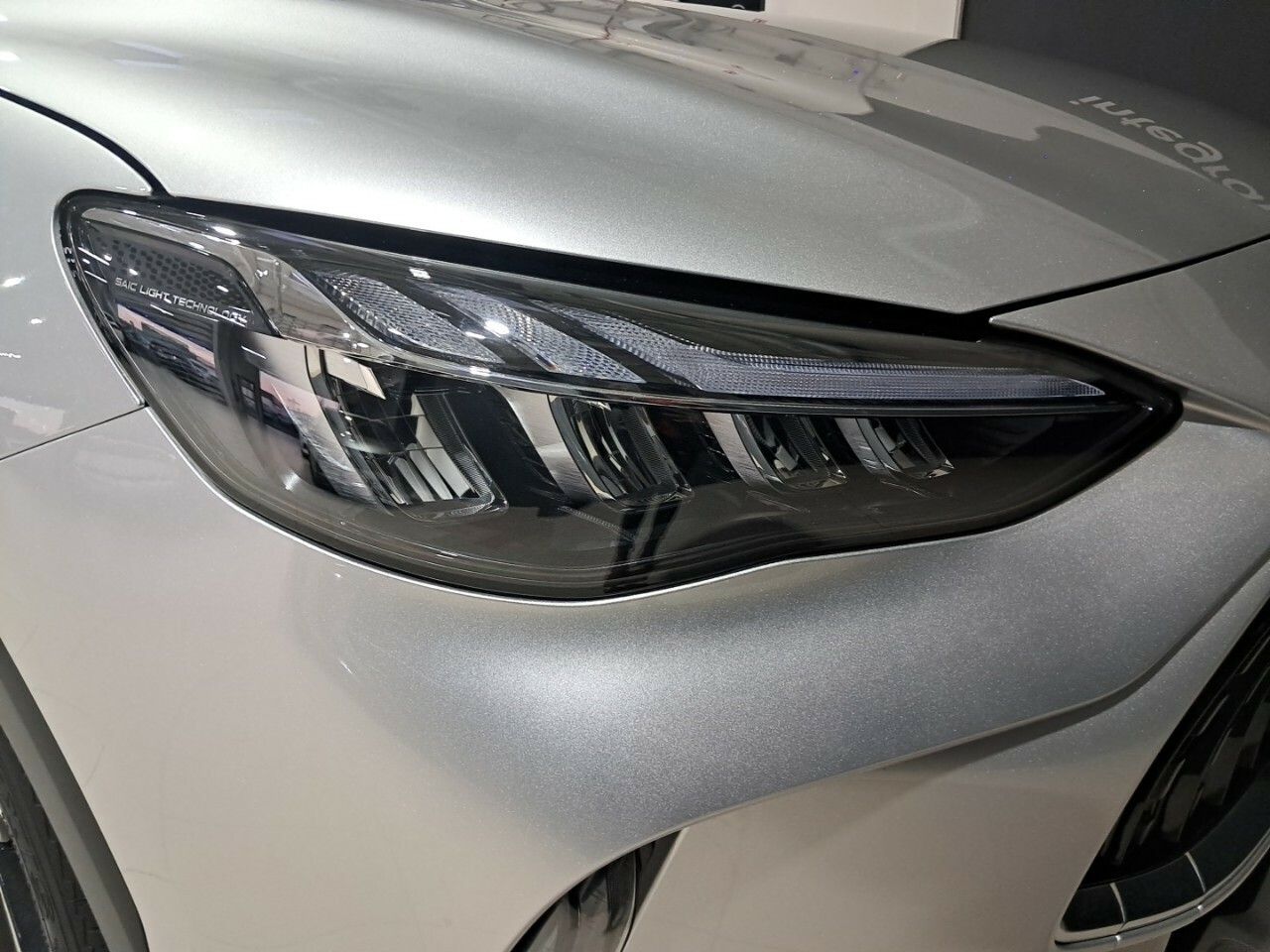 Foto MG HS 28