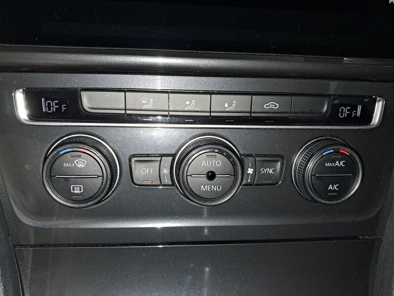 Foto Volkswagen Golf 17