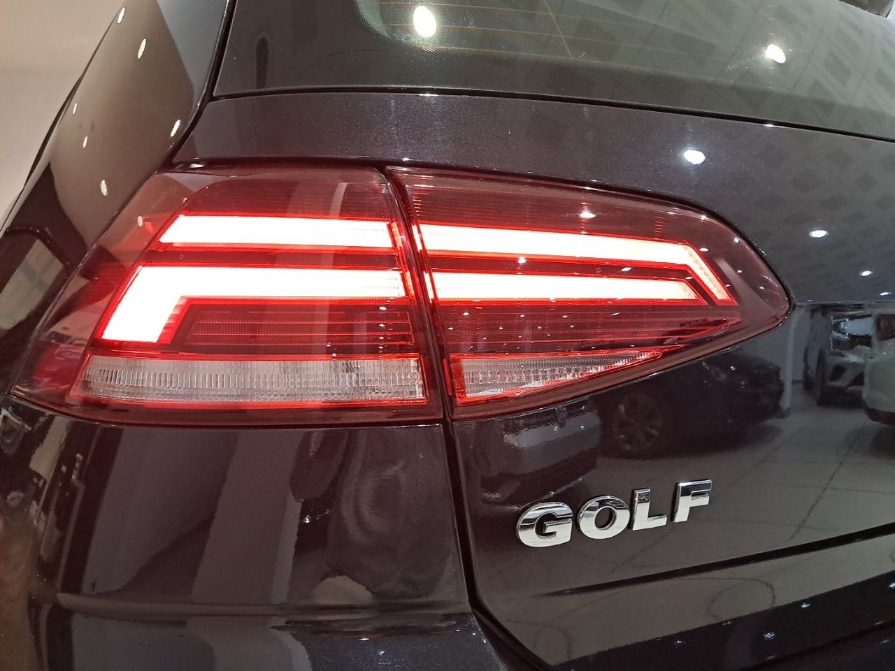 Foto Volkswagen Golf 28