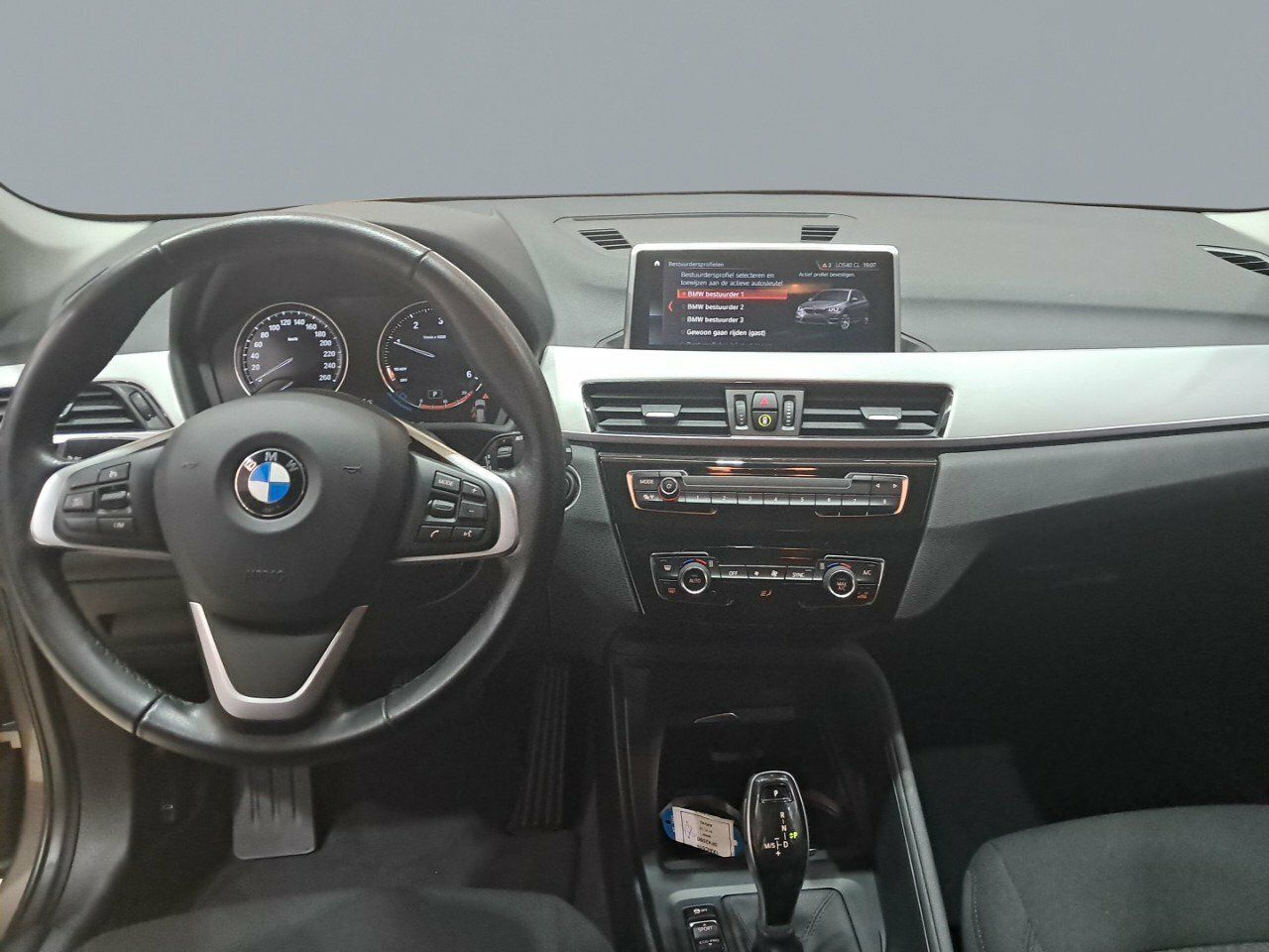 Foto BMW X1 7