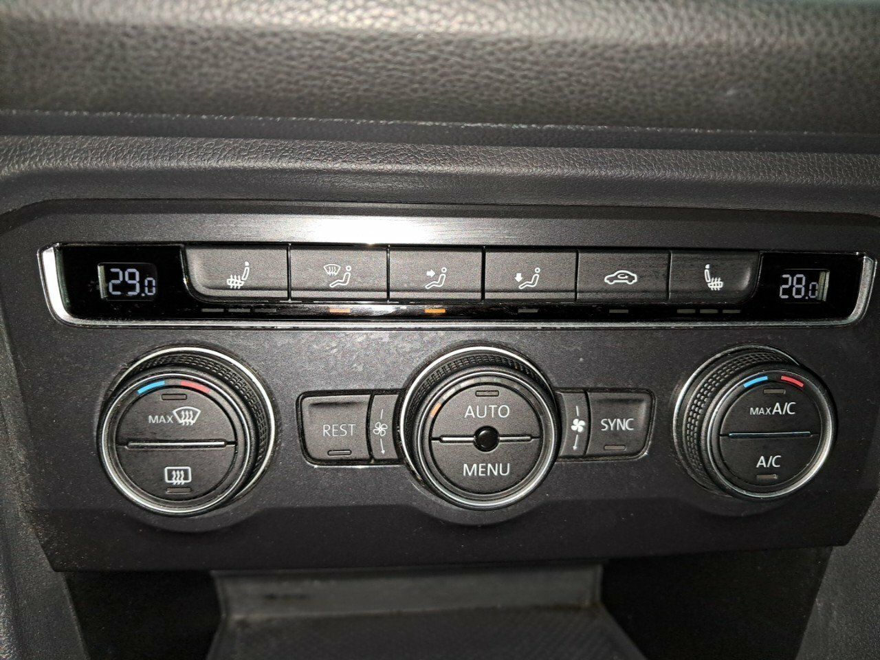 Foto Volkswagen Tiguan 17
