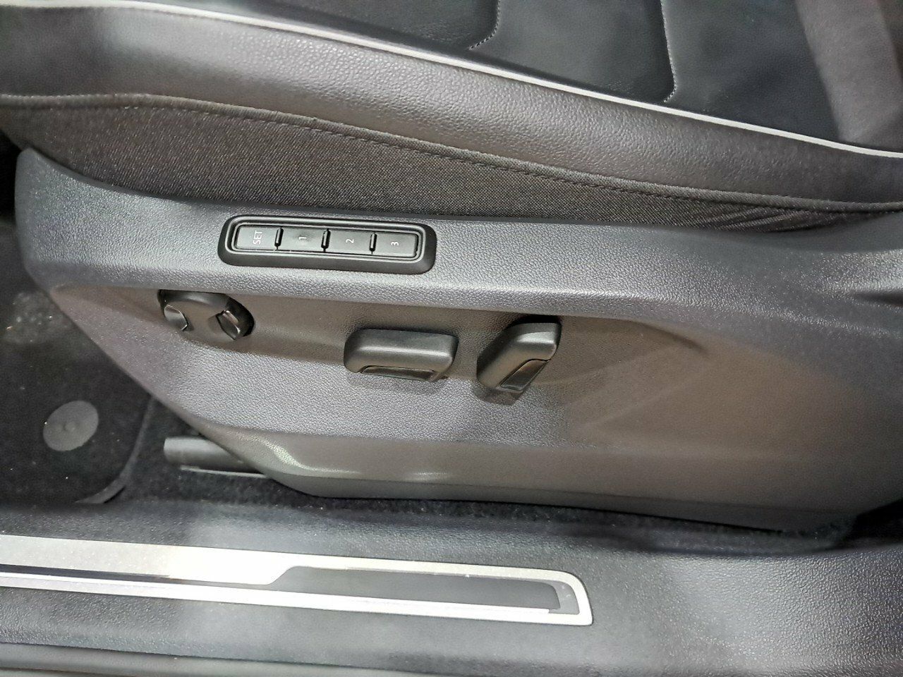 Foto Volkswagen Tiguan 35