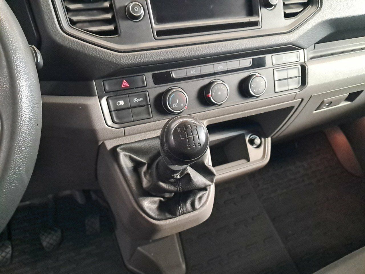 Foto Volkswagen Crafter 12