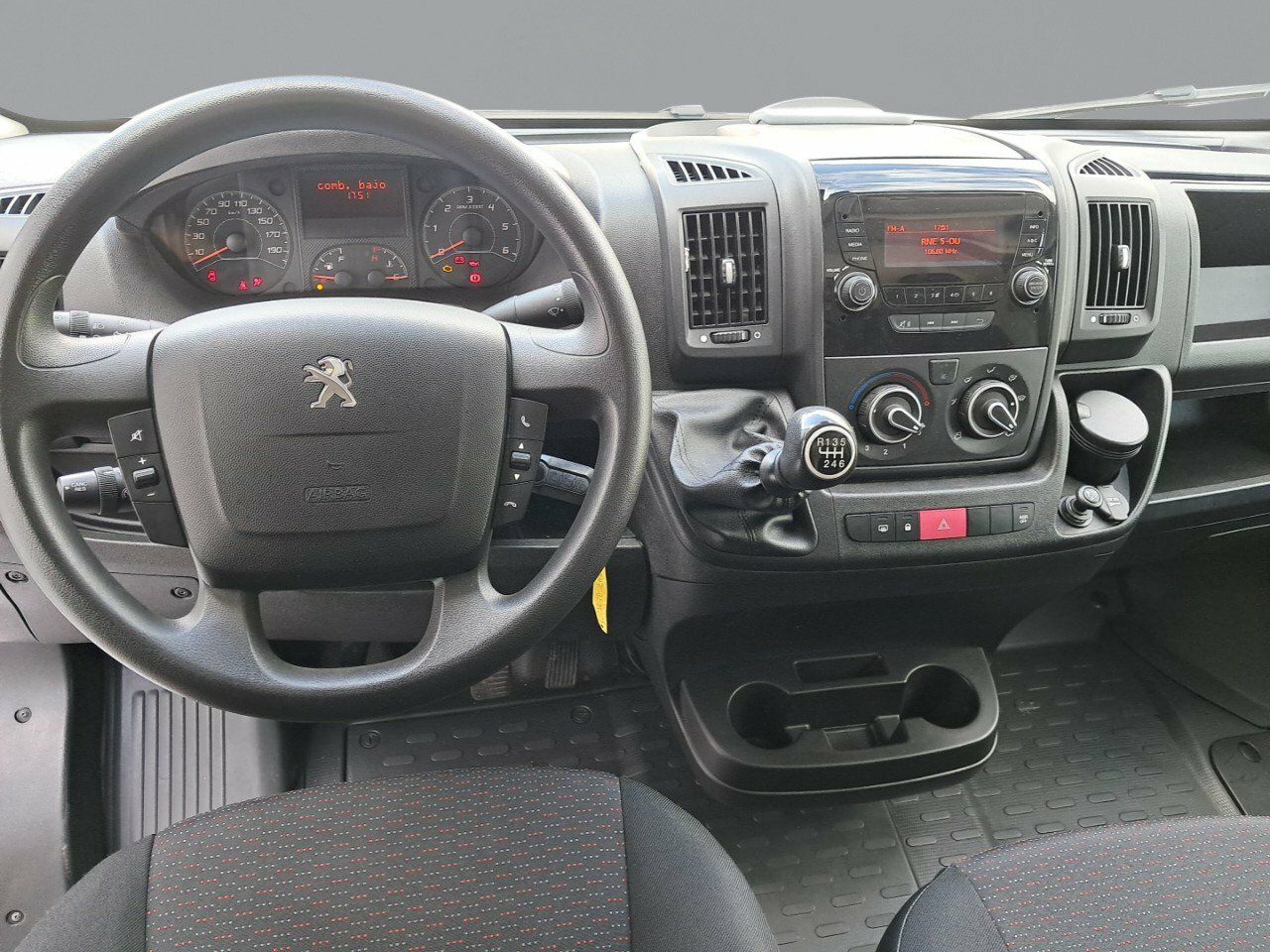 Foto Peugeot Boxer 8