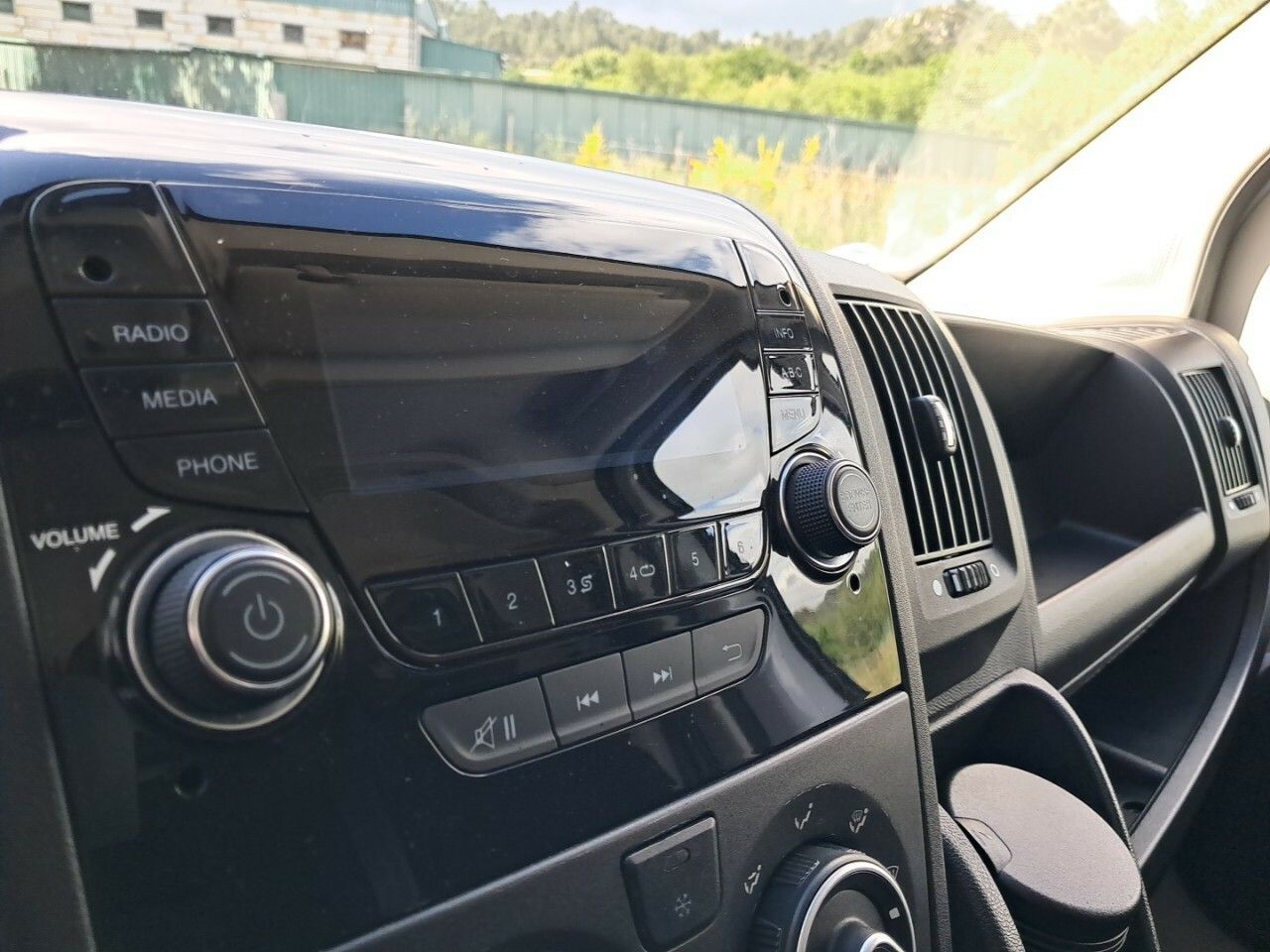 Foto Peugeot Boxer 24