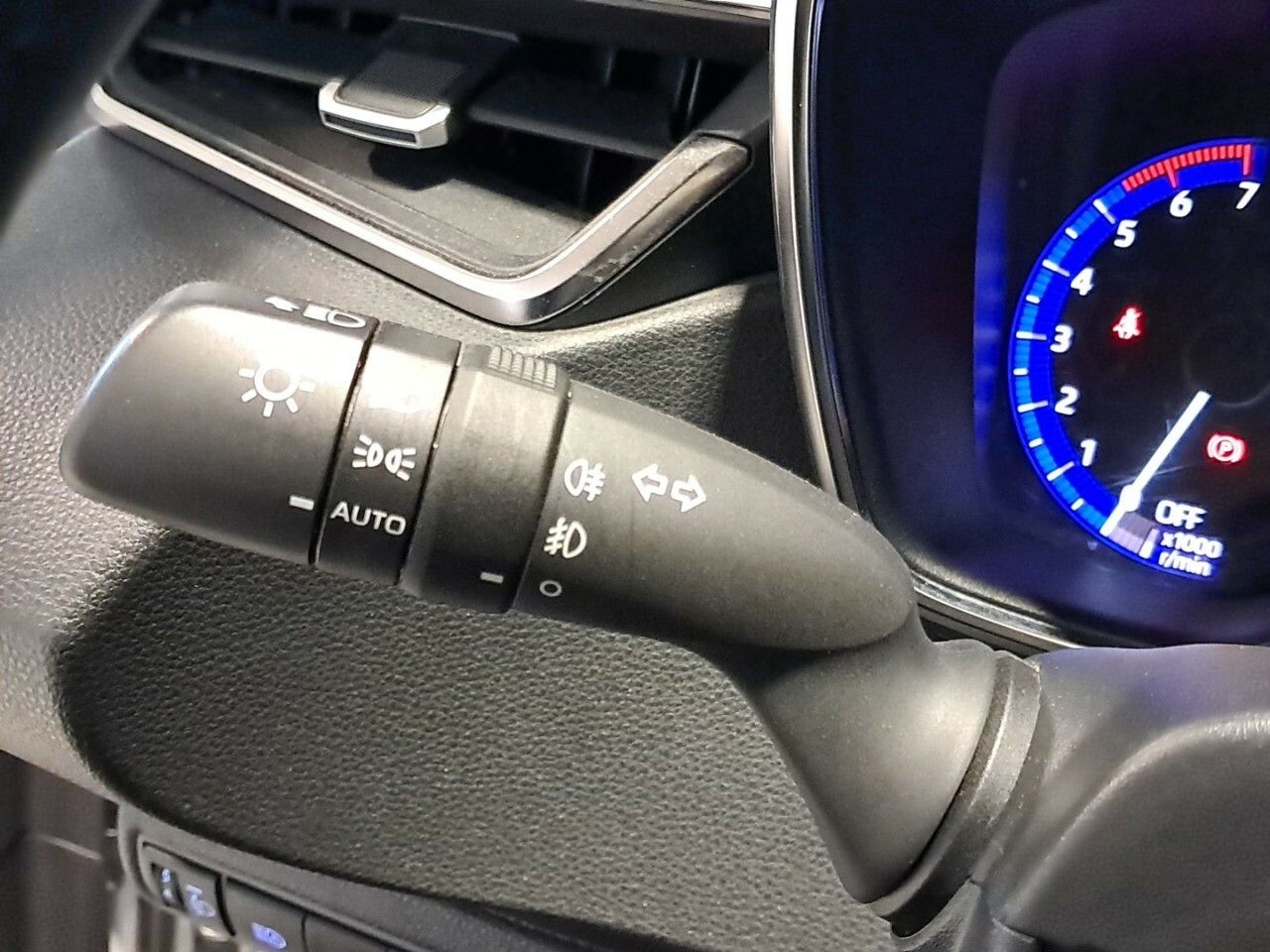 Foto Toyota Corolla 14