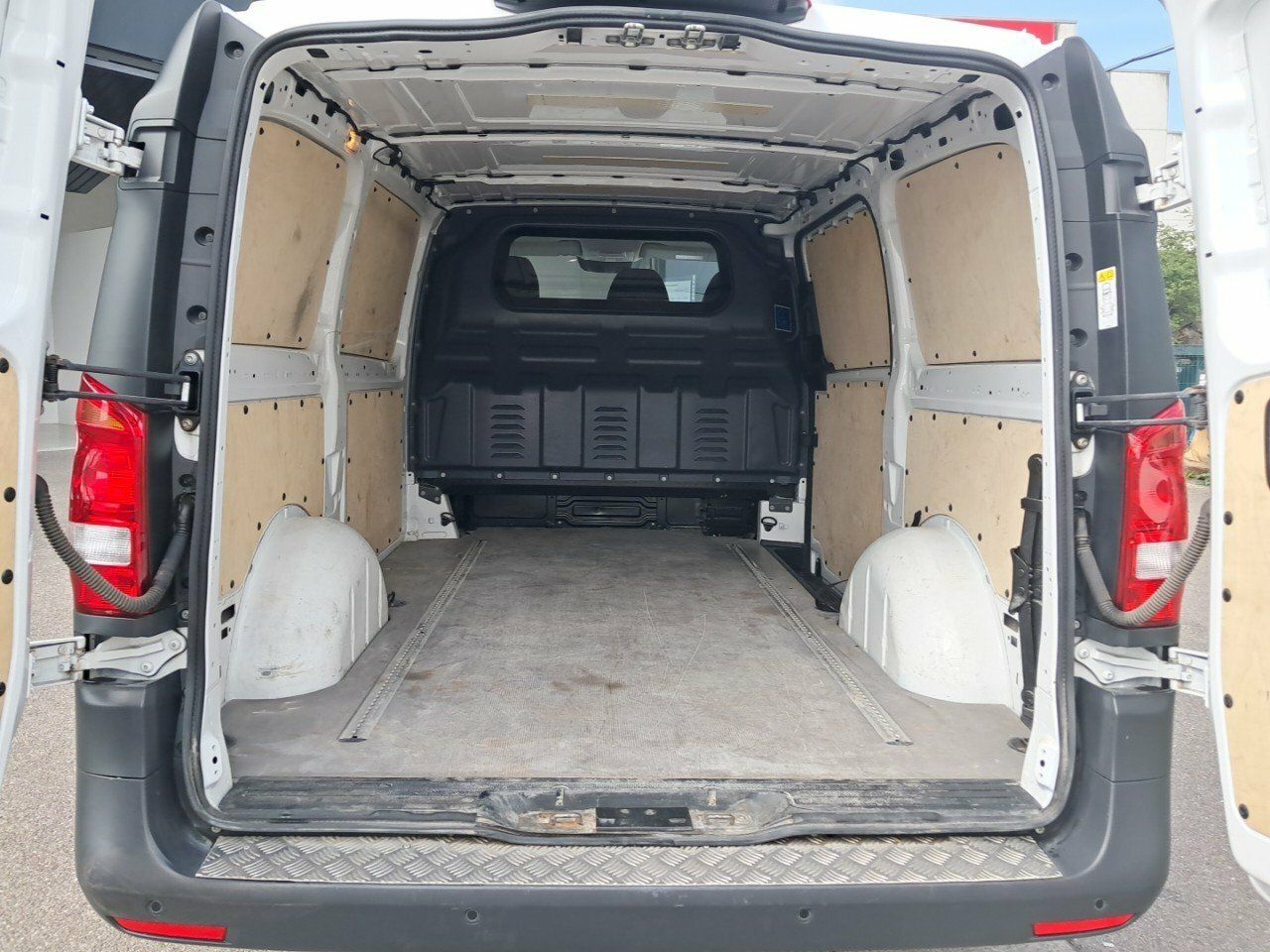 Foto Mercedes-Benz Vito 6