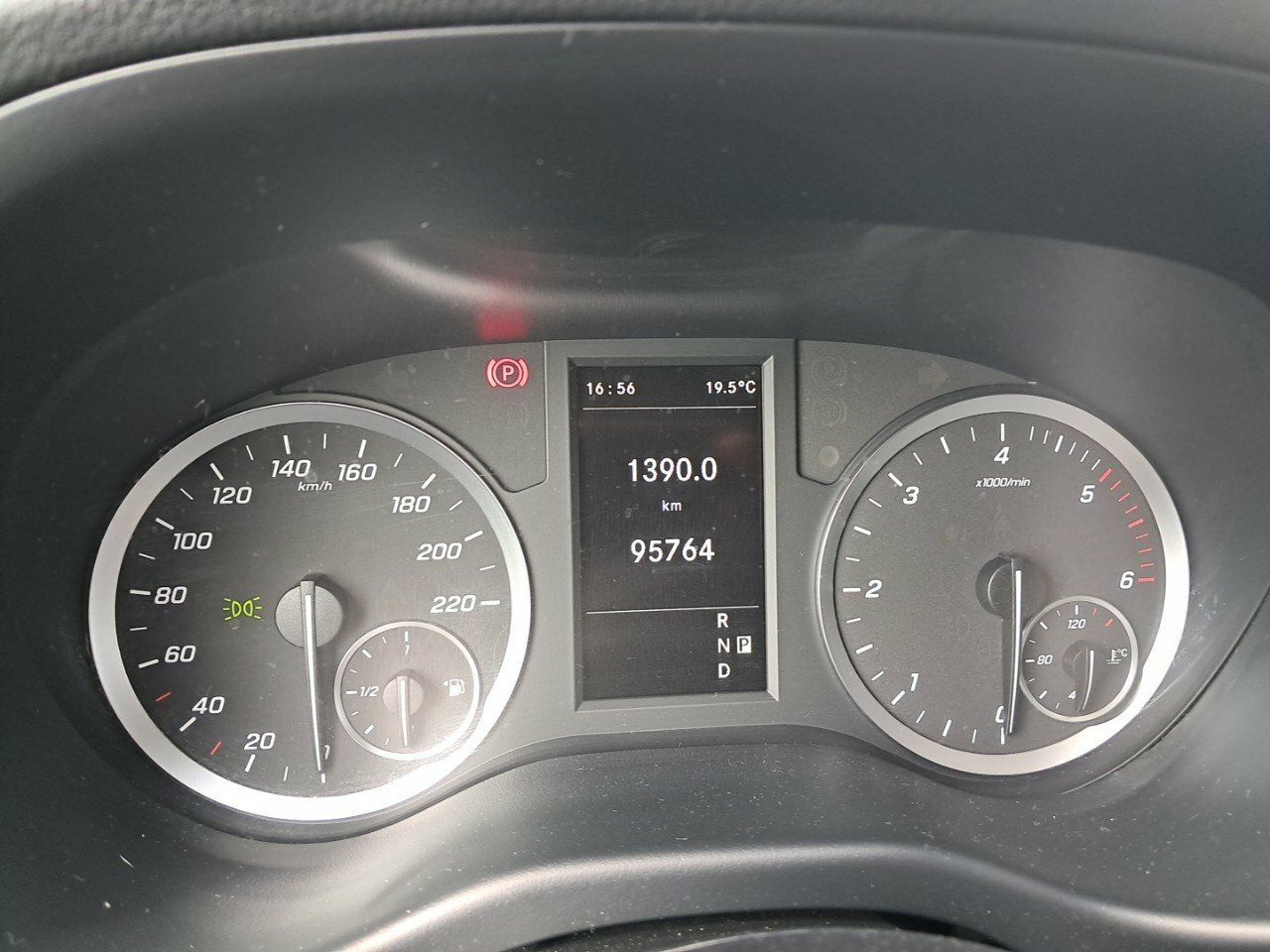 Foto Mercedes-Benz Vito 9