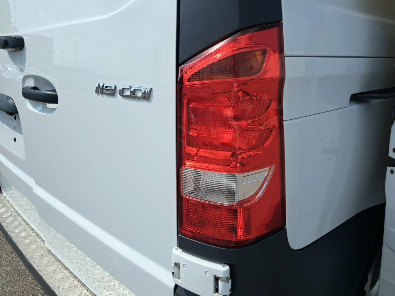Foto Mercedes-Benz Vito 18