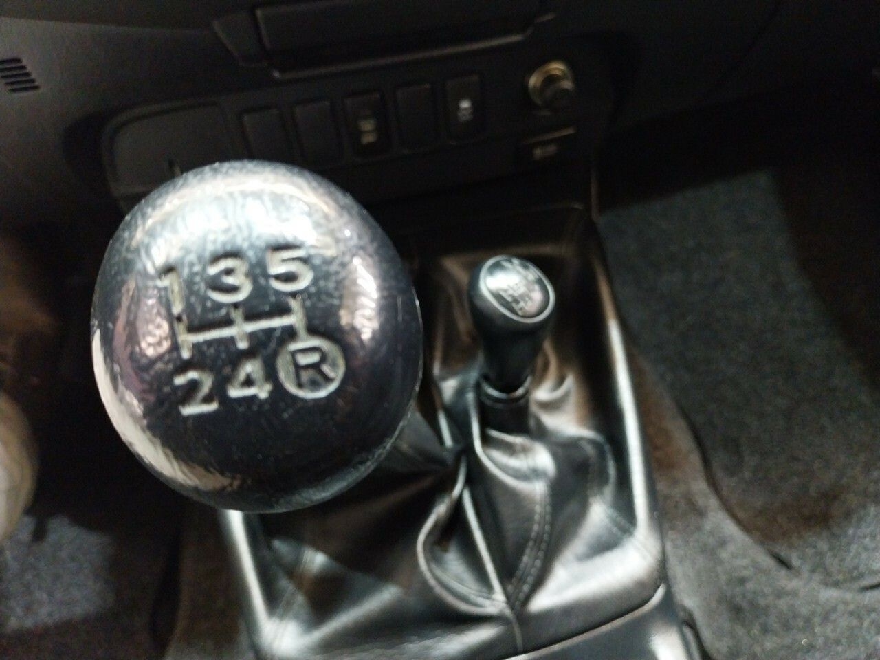 Foto Toyota Hilux 11