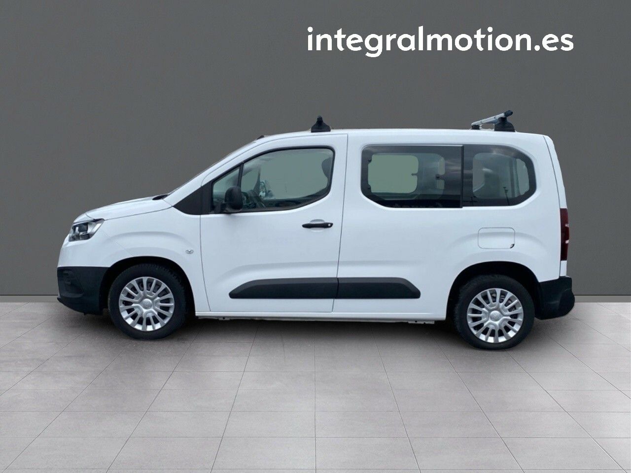 Foto Toyota Proace 13