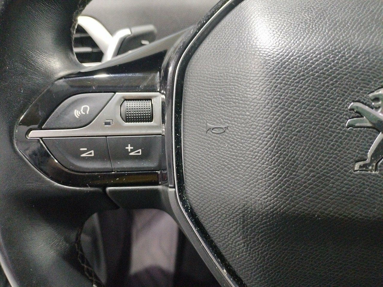 Foto Peugeot 5008 12