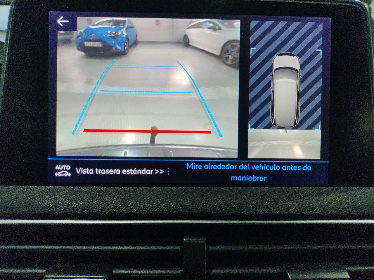 Foto Peugeot 5008 16