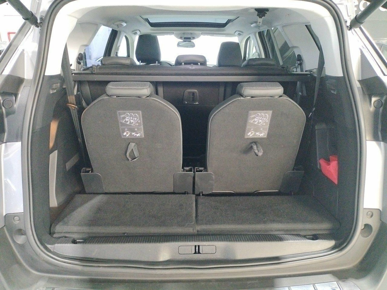 Foto Peugeot 5008 30