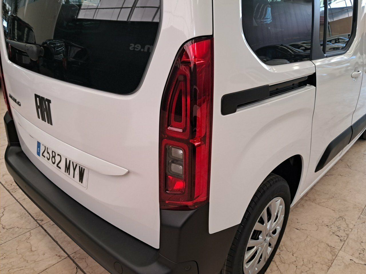 Foto Fiat Doblo 18