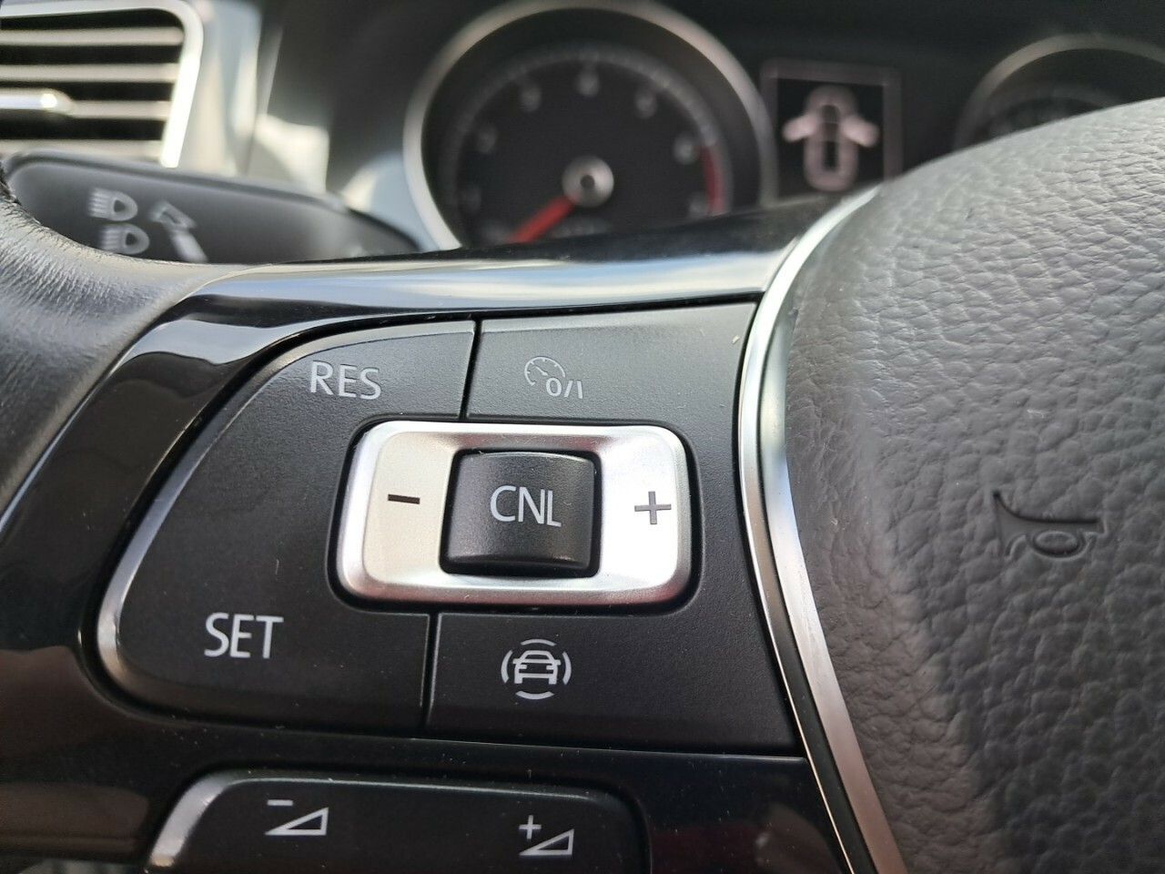 Foto Volkswagen Golf 12