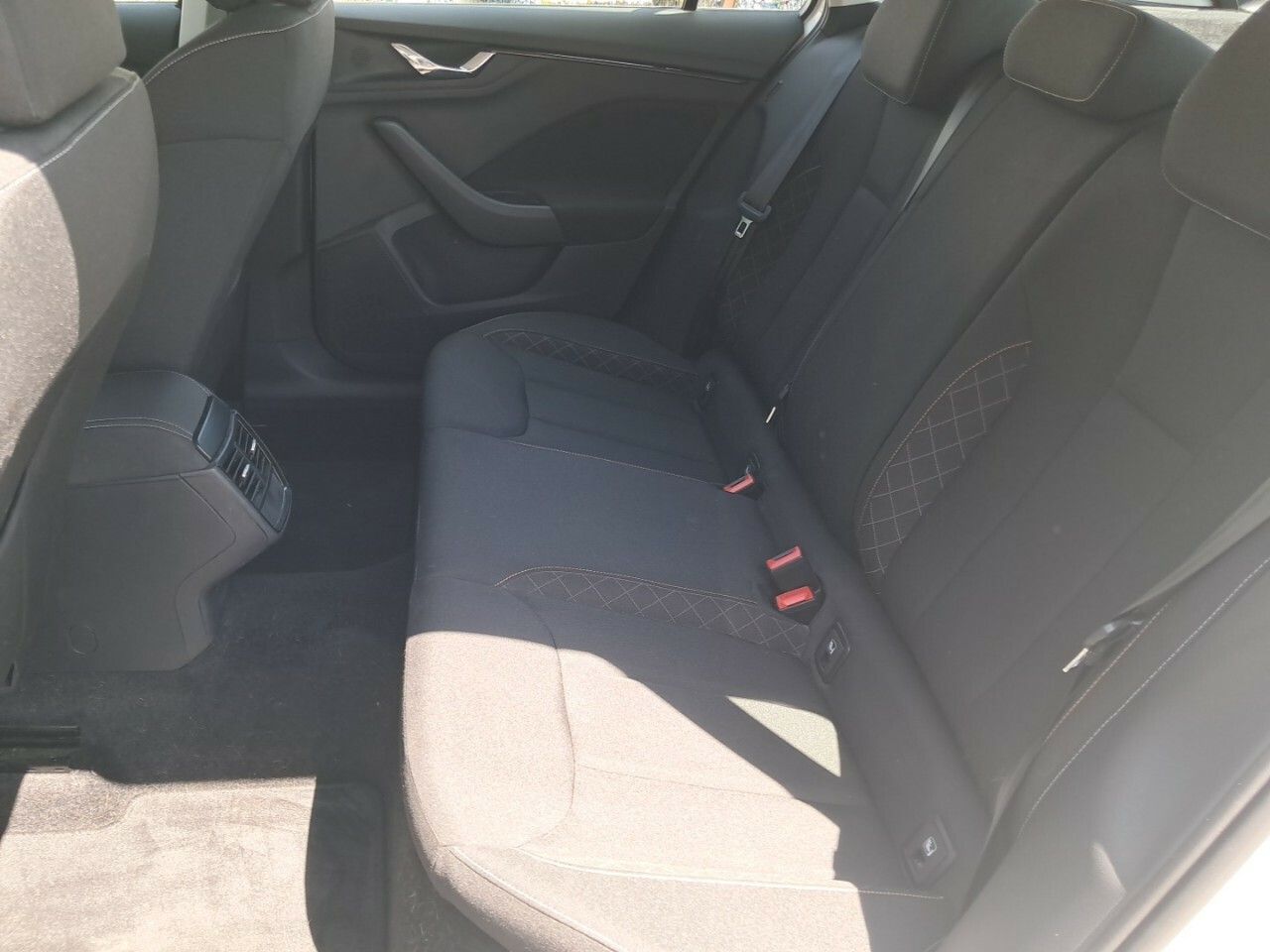 Foto Skoda Kamiq 10