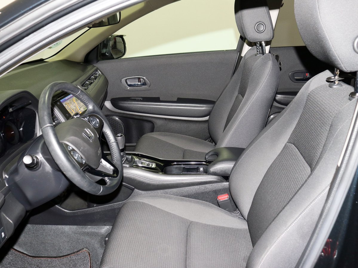 Foto Honda HR-V 8