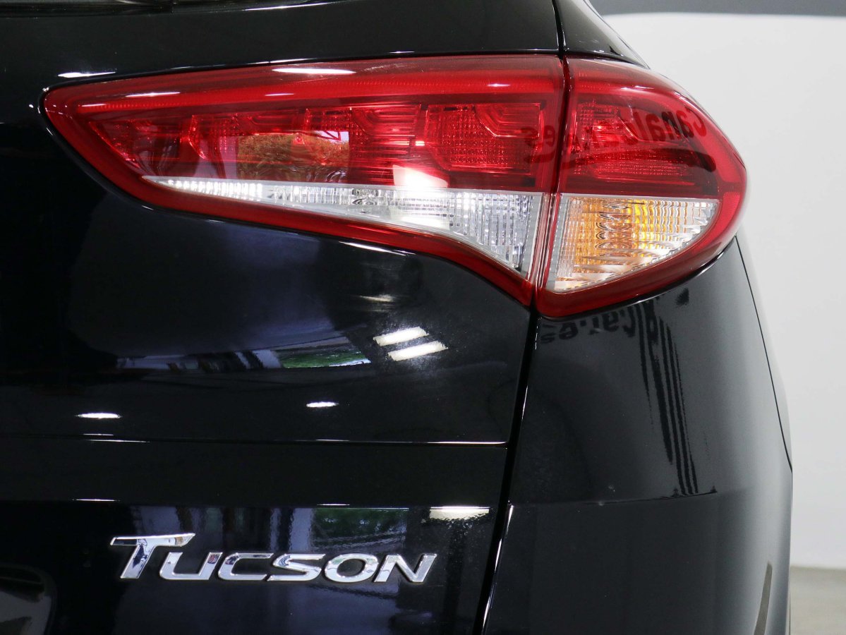 Foto Hyundai Tucson 10