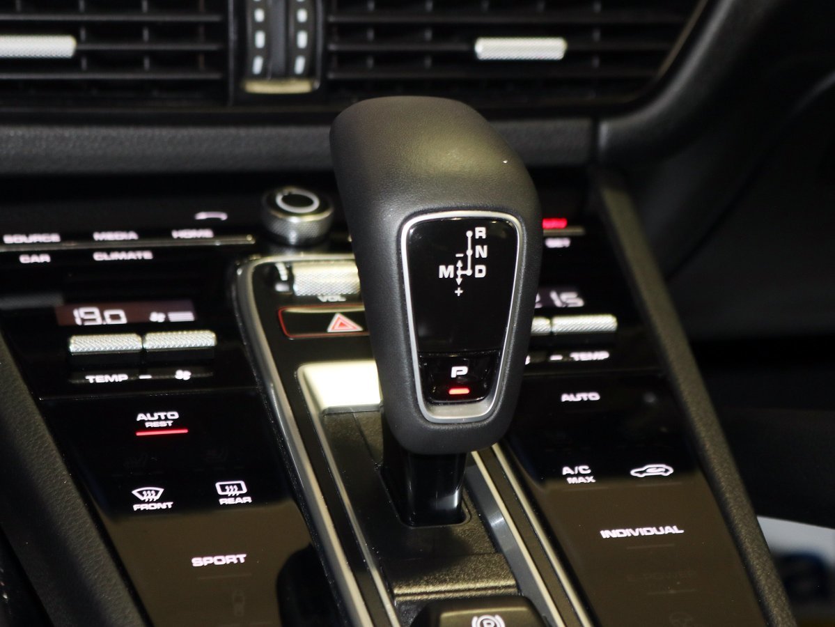 Foto Porsche Cayenne 43