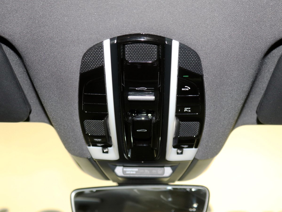 Foto Porsche Cayenne 45