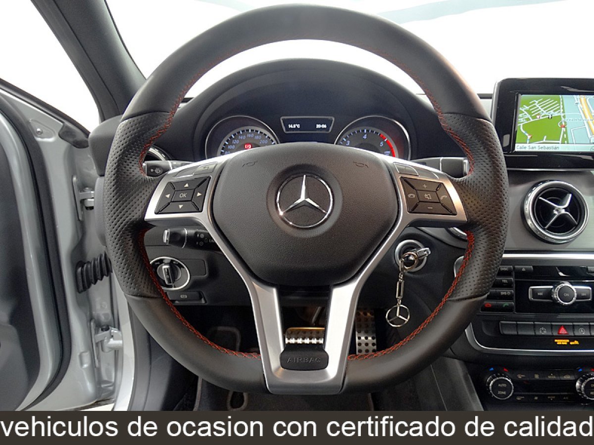 Foto Mercedes-Benz Clase GLA 26