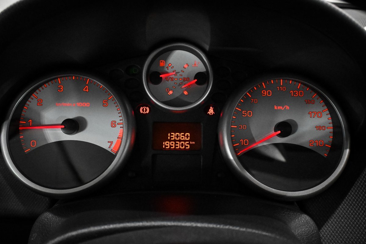 Foto Peugeot 207 13