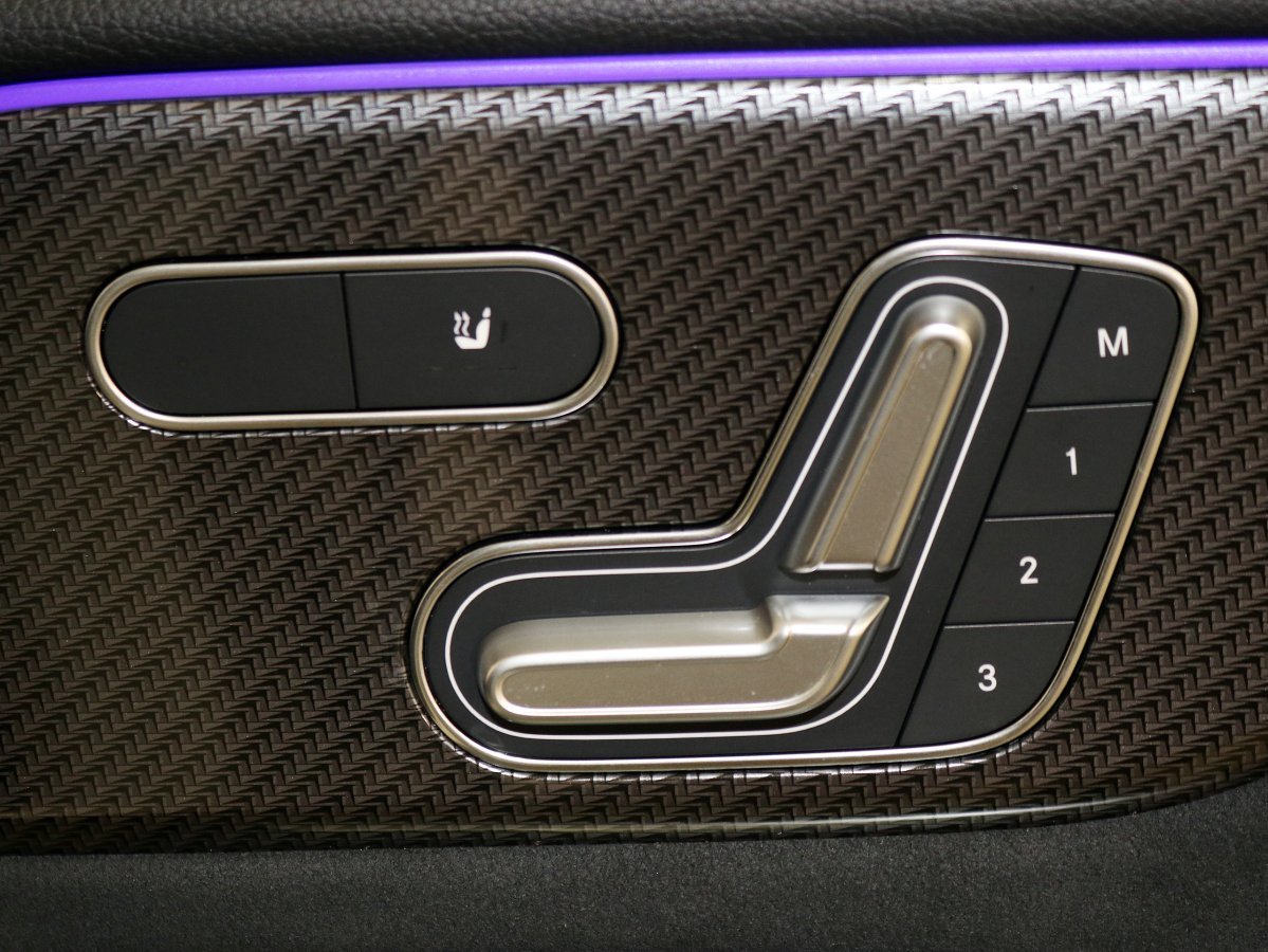 Foto Mercedes-Benz Clase GLB 31