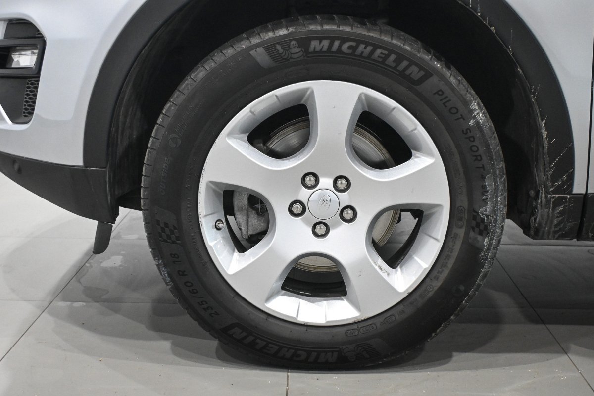 Foto Land-Rover Discovery Sport 33