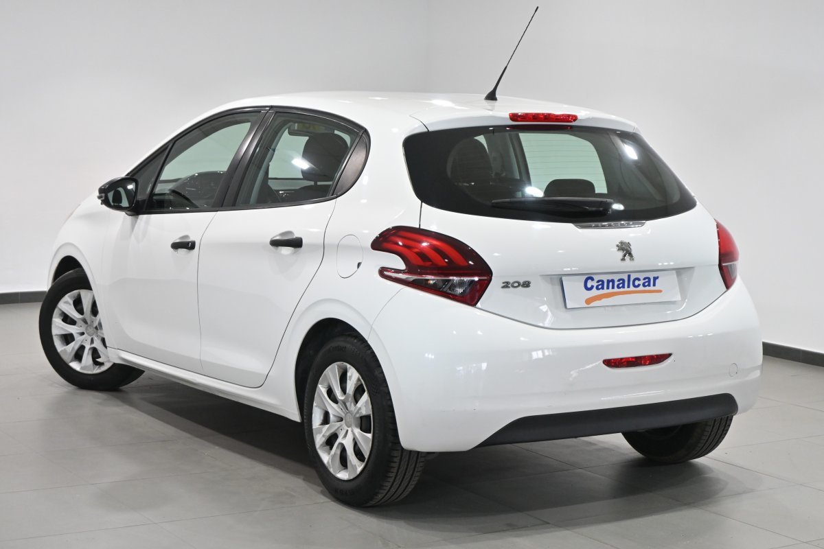 Foto Peugeot 208 6